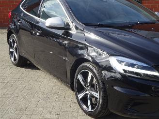 Volvo V-40 T3 Polar+ Sport R-Design, Panorama, Navi, Climate & Cruise, Leer picture 7