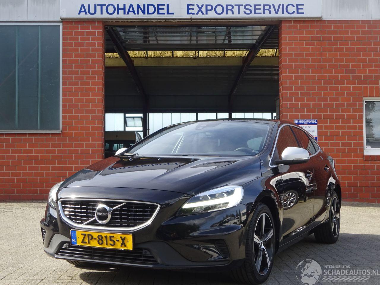 Volvo V-40 T3 Polar+ Sport R-Design, Panorama, Navi, Climate & Cruise, Leer