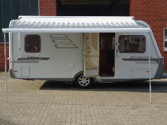 dommages caravanes Hymer  Eriba Nova 465, Mover, Luifel, Toilet, Douche 2006/7