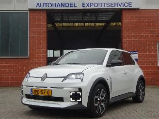 Unfallwagen Renault 5 R 5 E-Tech Electric Comfort Range Techno 52 kw/h 2025/12