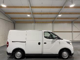 skadebil bedrijf Maxus eDeliver3 SWB 90kW 53kWh 2021/7