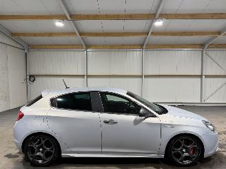 Coche accidentado Alfa Romeo Giulietta 1.6 JTDM 77kW Navi Airco Exclusive 2015/6