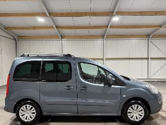 krockskadad bil auto Citroën Berlingo 1.6VTi 88kW XTR Airco 2010/4