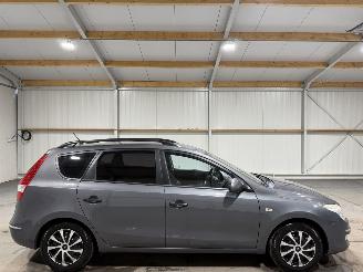 Coche accidentado Hyundai I-30 1.6 85kW Airco 2009/2