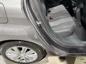 Peugeot 308 1.2PureTech 96kW Blue Lease Premium picture 22