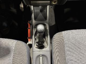 Daihatsu Terios 1.3DX 63kW 4WD Airco picture 17