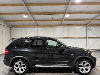 Damaged car BMW X5 xDrive48i 4.8V8 261kW Automaat Pano 4*4 7Persoons 2007/3