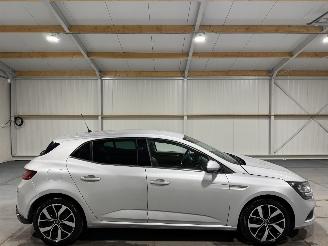 Unfallwagen Renault Mégane 1.3TCE 103kW Automaat Bose 2019/6