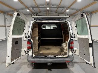 Volkswagen Transporter 2.0TDI 75kW L2H1 DC picture 20