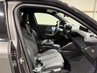 Peugeot 2008 1.2 PureTech 96kW Automaat GT picture 38