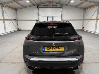 Peugeot 2008 1.2 PureTech 96kW Automaat GT picture 7