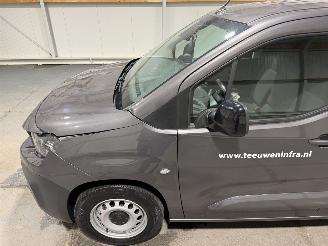 Peugeot e-Partner 50kWh 100kW Automaat picture 17