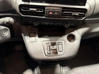 Peugeot e-Partner 50kWh 100kW Automaat picture 34