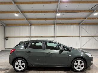 škoda osobní automobily Opel Astra 1.4 74kW Edition 2011/4