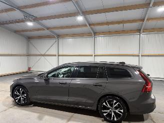 Volvo V-60 2.0B3 120kW Automaat Essential Edition picture 11