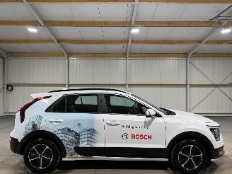 Vaurioauto  passenger cars Kia Niro 1.6GDI 77kW Hybrid DynamicLine 2024/4