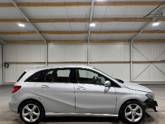 Auto incidentate Mercedes B-klasse 180 90kW Automaat   Ambition Leder 2014/2