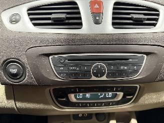 Renault Grand-scenic 1.9dCi 96kW Privilege picture 17