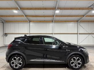 krockskadad bil auto Renault Captur 1.3TCE 96kW 130 Intens 2020/6