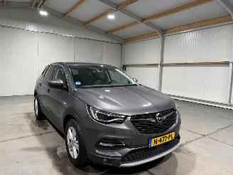Opel Grandland X 1.2Turbo 96kW Business Elegance picture 3