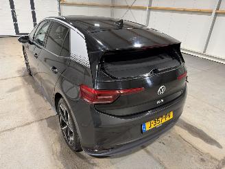 Volkswagen ID.3 58kWh First Plus 150kW picture 19