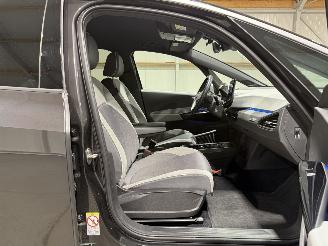 Volkswagen ID.3 58kWh First Plus 150kW picture 38
