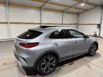 Kia Xceed 1.0T-GDi 88kW Black Edition Panoramadak picture 2