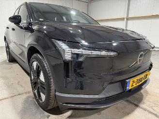 Volvo EX30 69kWh Extended Range Core 200kW Single motor picture 22