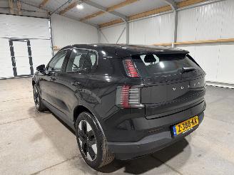 Volvo EX30 69kWh Extended Range Core 200kW Single motor picture 12