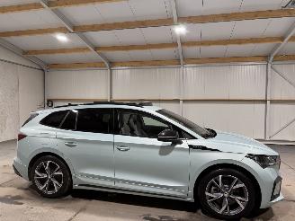 Skoda Enyaq iV 80x 195kW AWD Sportline 4x4 Pano picture 2