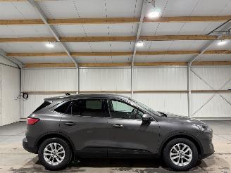 Vaurioauto  passenger cars Ford Kuga 2.0D 110kW Hybrid  ST-Line X 2021/4