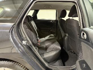 Kia Ceed 1.6CRDi 85kW Clima Camera Dynamicline picture 22