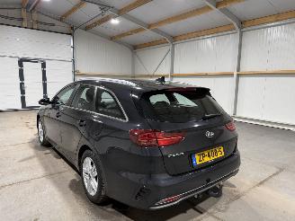 Kia Ceed 1.6CRDi 85kW Clima Camera Dynamicline picture 12