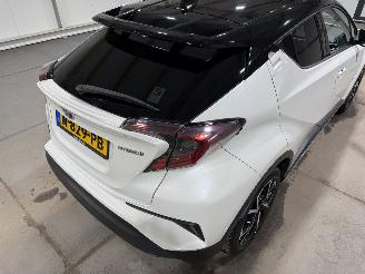 Toyota CH-R 1.8Hybrid 72kW Executive picture 20