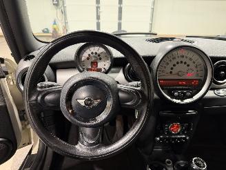 Mini Mini 1.6 72kW Pano Airco One Chili picture 18