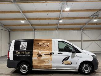 skadebil bedrijf Mercedes Vito 111CDI 84kW Koelwagen Airco Functional 2015/9