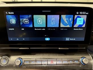 Hyundai Kona 65.4kWh 160kW Premium picture 30