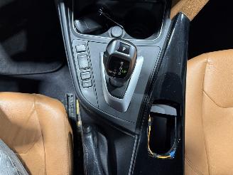 BMW 3-serie 320i 135kW Automaat Luxury Edition picture 22