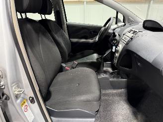 Toyota Yaris 1.0VVTi 51kW Airco Terra picture 38