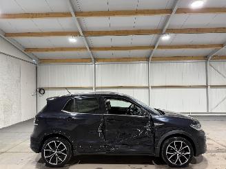 Schadeauto Volkswagen T-Cross 1.6TDI 70kW Automaat Style 2019/10