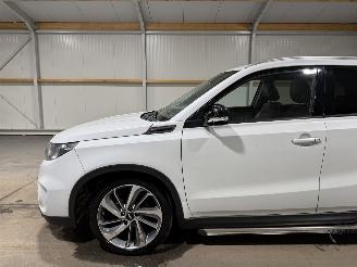Suzuki Vitara 1.6 88kW Automaat High Executive Pano picture 13
