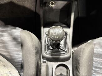 Kia Cee d 1.4 80kW Airco X-Tra picture 17