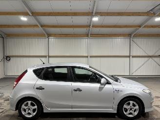 Schadeauto Hyundai I-30 1.4i 80kW i-Drive Drive Cool 2011/1