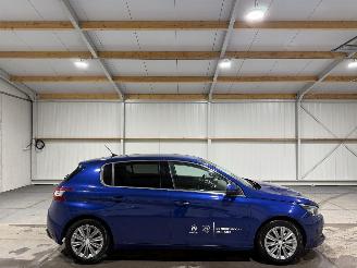 Auto incidentate Peugeot 308 1.2PureTech 96kW Automaat Allure 2018/2