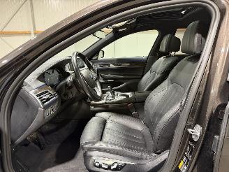 BMW 7-serie 740e 190kW Automaat Schuifkantel iPerformance High Executive Luchtvering picture 28