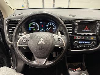 Mitsubishi Outlander 2.0 89kW PHEV LPG Executive Edition X-Line picture 20
