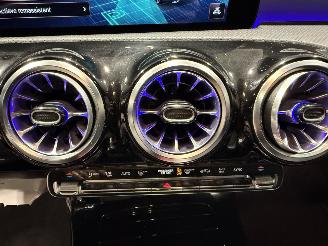 Mercedes Cla-klasse 200D 110kW Automaat Pano Business Solution AMG picture 41