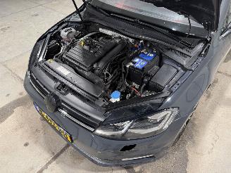 Volkswagen Golf 1.4TSI 110kW Automaat Highline Pano Business R picture 27