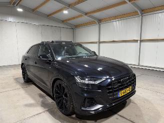 Audi Q8 60 3.0TFSIe 250kW Quattro Competition Pano Luchtvering picture 3