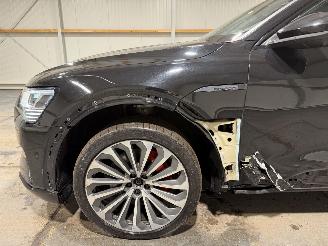 Audi E-tron 55 95kWh 300kW Quattro Advanced Luchtvering Pano picture 14